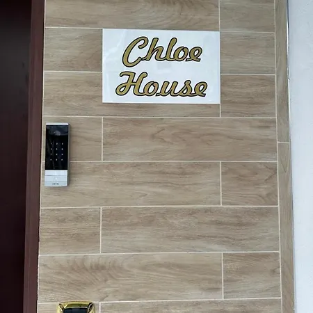 Chloehouse * Naples